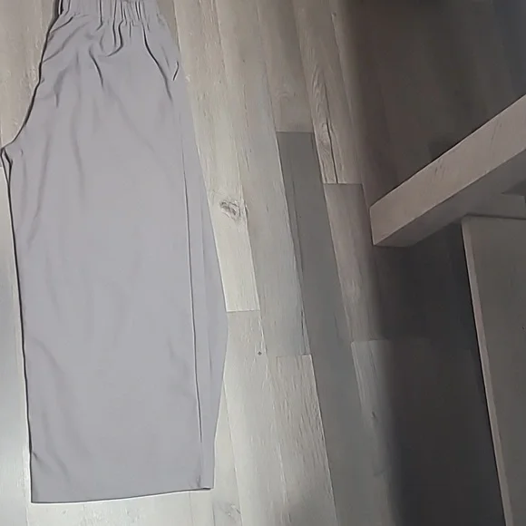 NWT Halara Flex Elegant Gray Wide-Leg Women's Pants Size XL Petite Firm - Picture 6 of 7